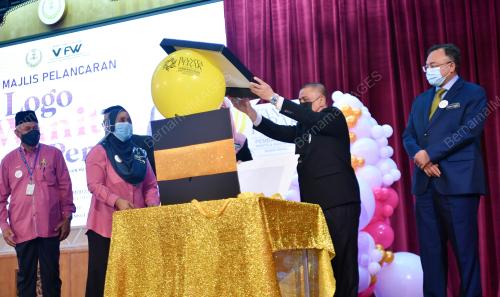 DATUK SAARANI MOHAMAD