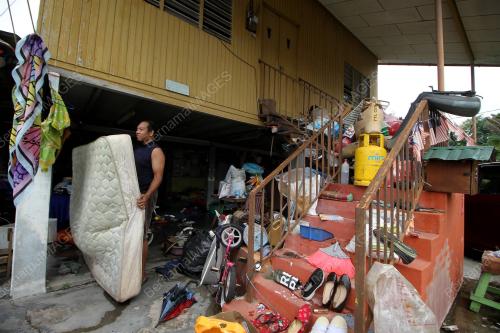 BANJIR KILAT