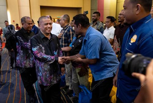 DATUK SERI SAARANI MOHAMAD