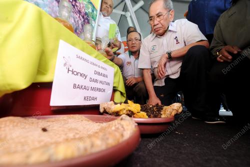PK04_18082016_WAN_JUNAIDI