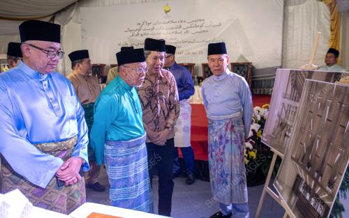 DATUK SERI WAN ZAHIDI WAN TEH
