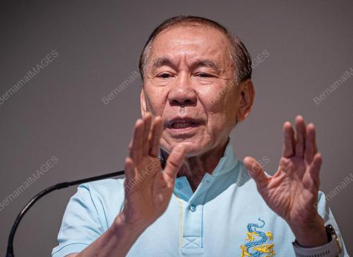 TAN SRI ANNUAR ZAINI
