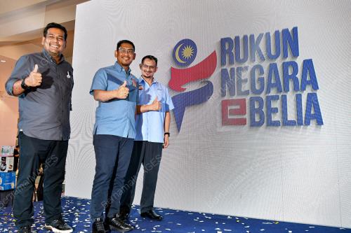 DATUK SERI AHMAD FAIZAL AZUMU