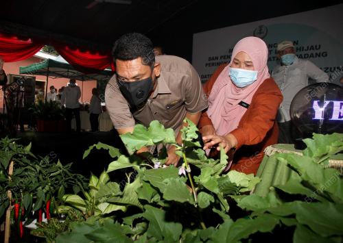 DATUK SERI AHMAD FAIZAL AZUMU