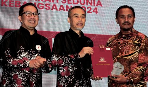 DATUK DR MUHAMMAD RADZI ABU HASSAN