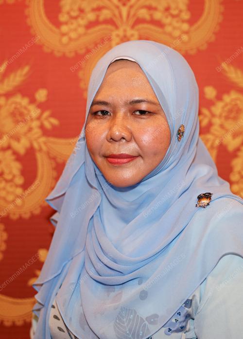 ISTIADAT MENGANGKAT SUMPAH EXCO PERAK