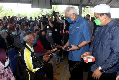 DATUK SERI HAMZAH ZAINUDIN