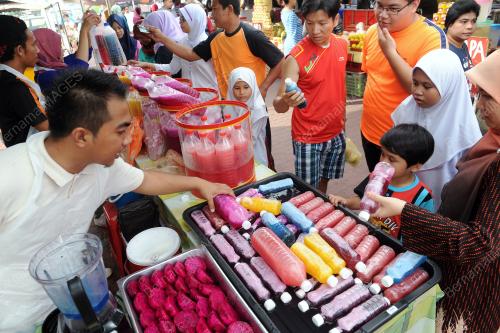 PK04_23062015_BAZAAR