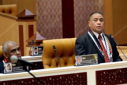 DATUK SERI SAARANI MOHAMAD