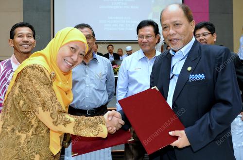 PK04_24042014_MOU_PKMM