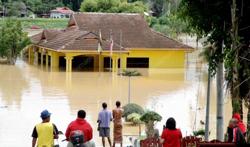 PK04_24122014_BANJIR