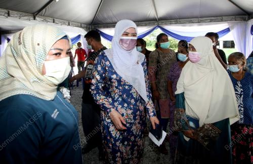 DATUK SERI RINA MOHD HARUN