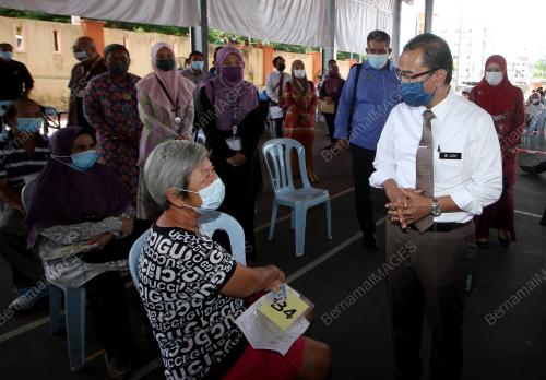 DATUK DR NOOR AZMI GHAZALI