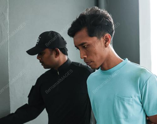 KES PECAH PATUNG KUIL