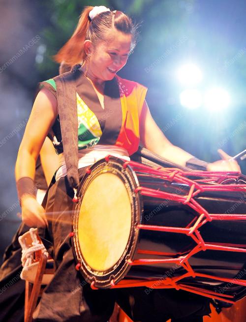 PK04_26022012_FESTIVAL_DRUM