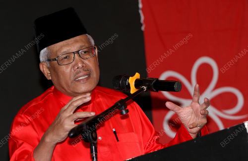 DATUK SERI HAMZAH ZAINUDDIN
