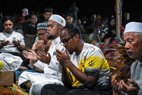 NUR IZZATI HUMAIRA AZIZUL