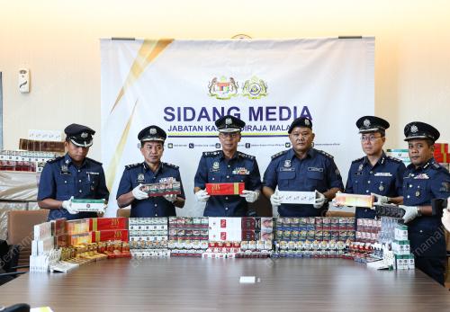 DATUK ABDUL GHAFAR MOHAMAD