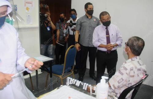 DATUK DR NOOR AZMI GHAZALI