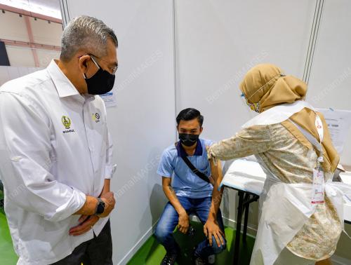 PUSAT PEMBERIAN VAKSIN INDUSTRI