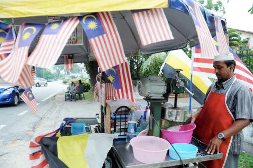 PK04_28082013_BENDERA