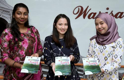 BUKA PANDUAN PELANCONGAN TAIPING