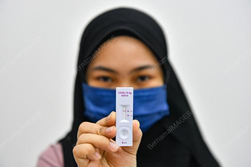 DEMO PENGGUNAAN KIT UJIAN KENDIRI COVID TEST