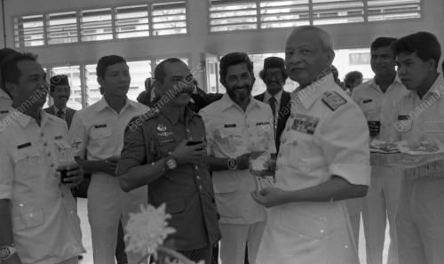 PK04_30062015_AGONG_LAWAT