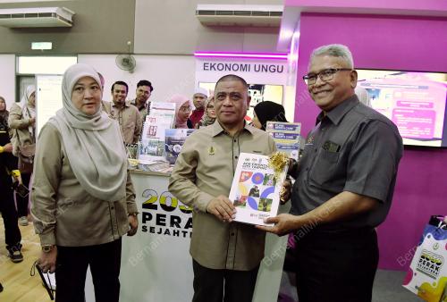 DATUK SERI SAARANI MOHAMAD