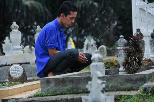 SULTAN AZLAN SHAH