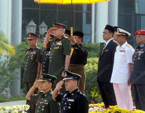 PK04_31072015_PAHLAWAN