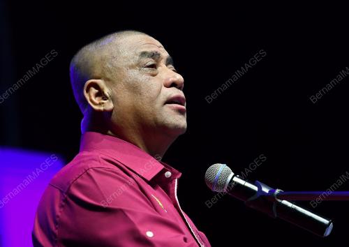DATUK SERI SAARANI MOHAMAD