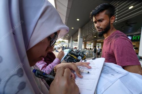 TINJAUAN LARANGAN MEROKOK