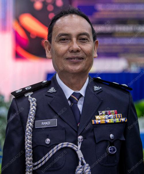 SUPTRAMZI MAHMUDIN