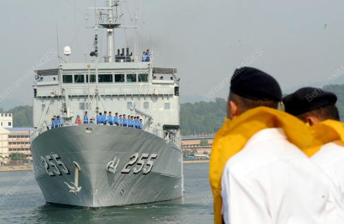 PK05_04082014_NAVY