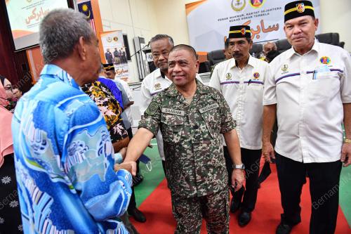 DATUK SERI SAARANI MOHAMAD