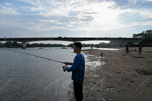 SUNGAI_SURUT