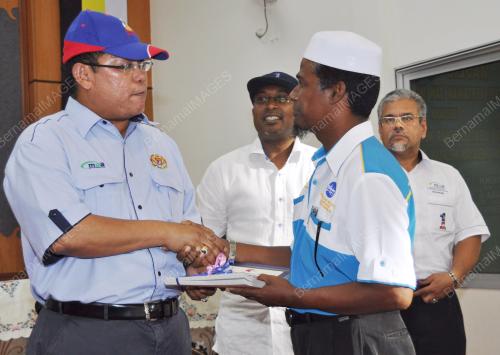 DATUK SERI NOH OMAR
