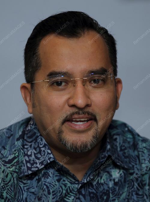 DATUK DR ASHRAF WAJDI DUSUKI