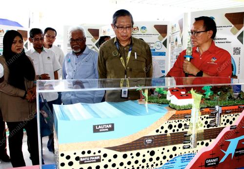 DATUK SERI MOHAMMAD NIZAR JAMALUDDIN