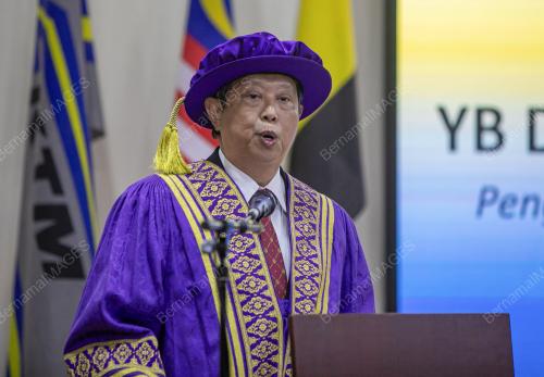 DATUK SERI MOHAMMAD NIZAR JAMALUDDIN