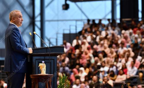 PK05_06122017_SULTAN_BN201712043275