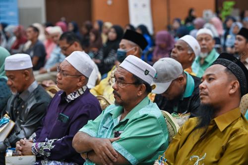DR ZULKIFLI HASSAN