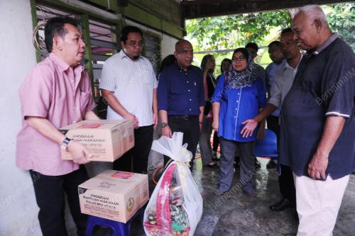 PK05_07072015_PAK_HASHIM