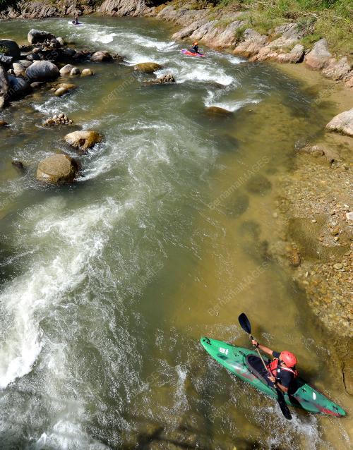 PK05_07122016_KAYAK