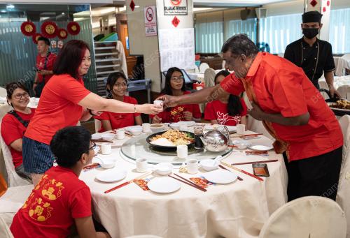 TINJAUAN SAMBUTAN TAHUN BARU CINA