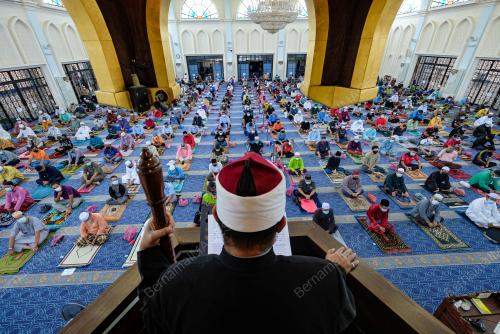 TINJAUAN SOLAT JUMAAT DI MASJID