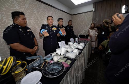 DATUK AZIZI MAT ARIS