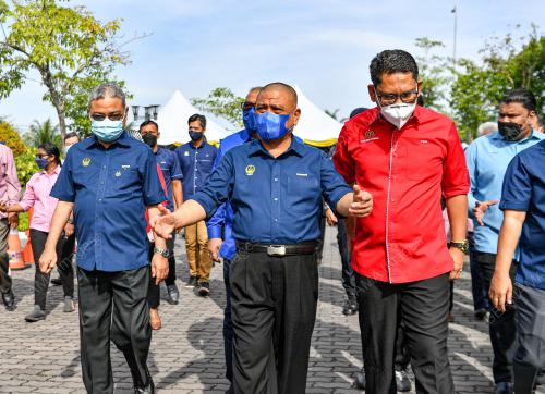 DATUK SERI SAARANI MOHAMAD