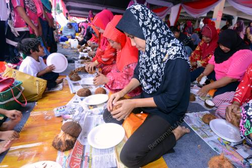 PK05_11012014_PESTA